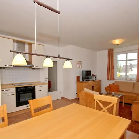 Hafenhaeuser Wiek Ferienwohnung 01 * Wiek auf Rügen